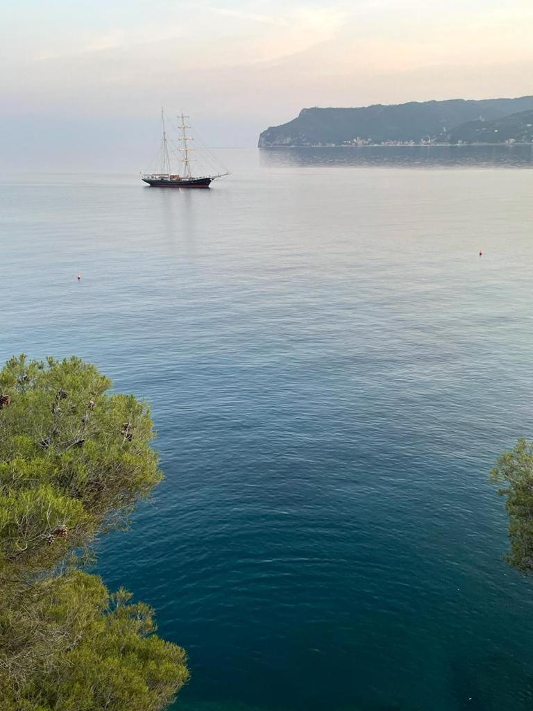 Una Finestra Sul Mare Home 1 Bergeggi Bagian luar foto