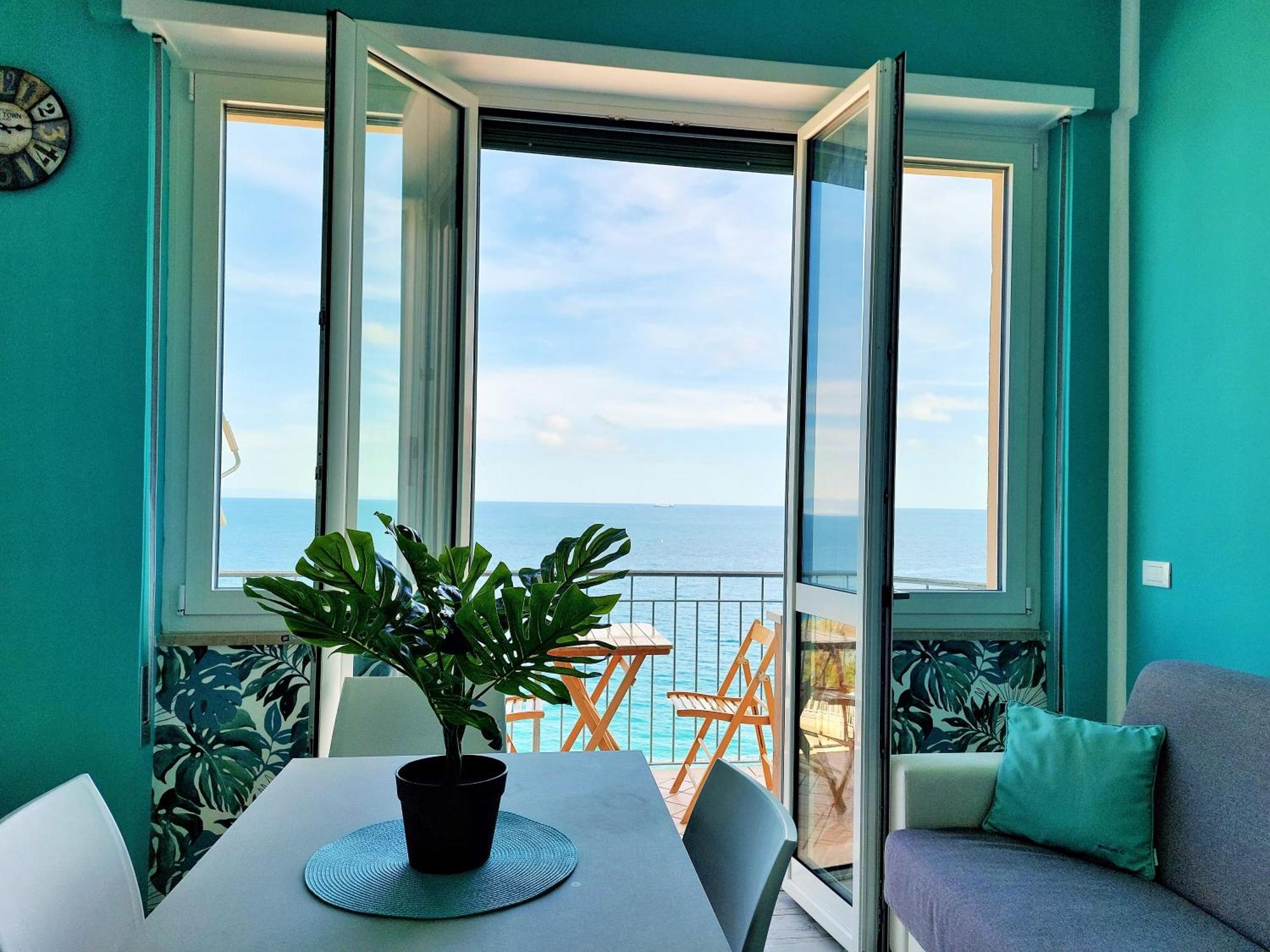 Una Finestra Sul Mare Home 1 Bergeggi Bagian luar foto
